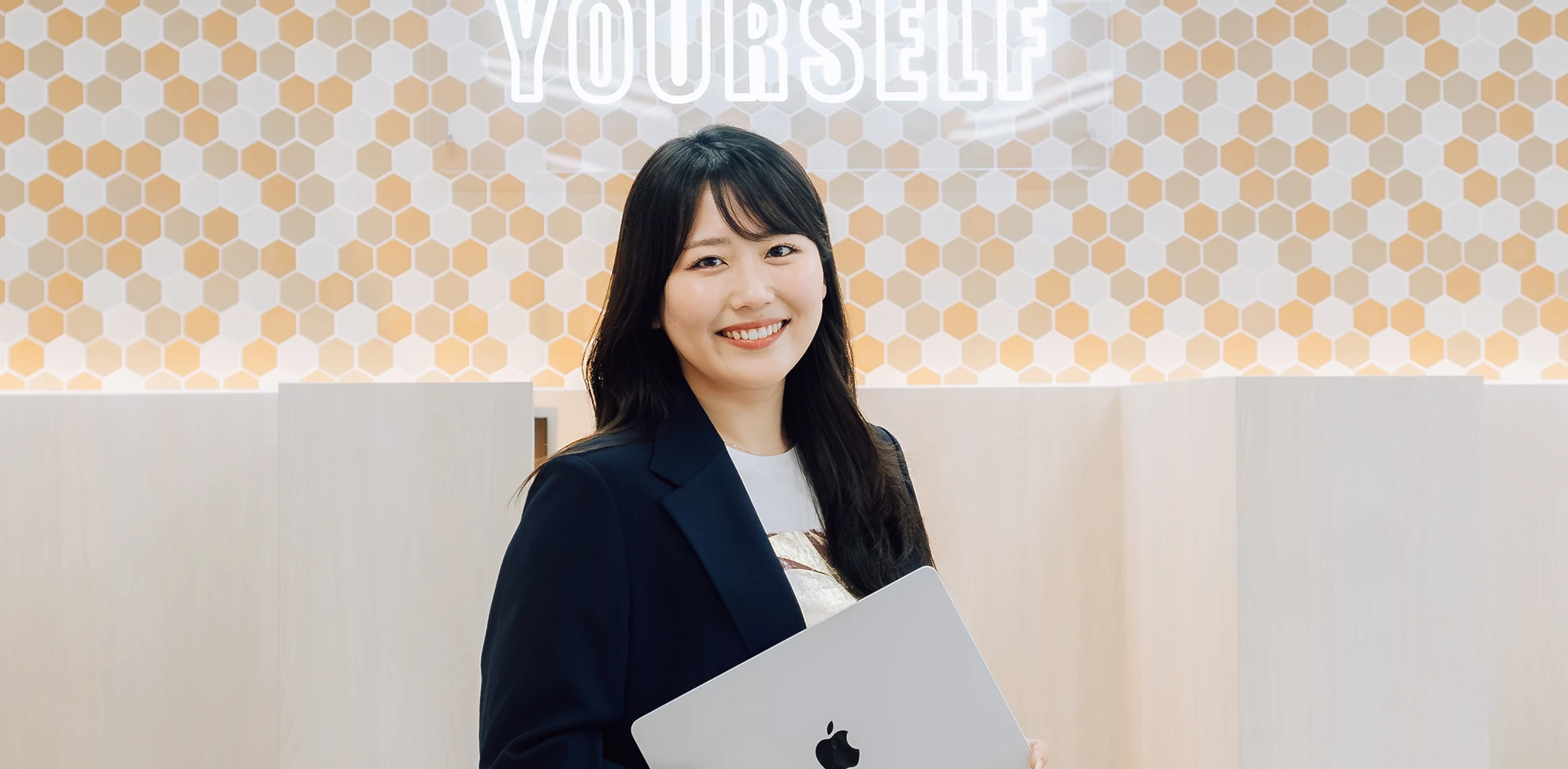 市川璃子